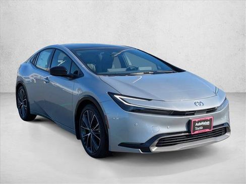 New 2026 Toyota Prius Limited FWD image 8