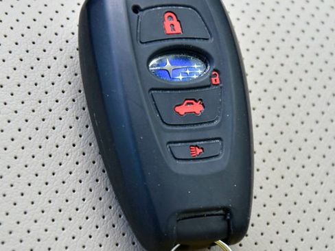 Used 2024 Subaru Legacy Limited image 28