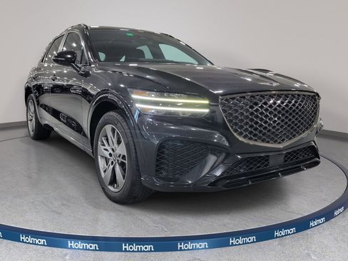 Used 2022 Genesis GV70 3.5T Sport image 7