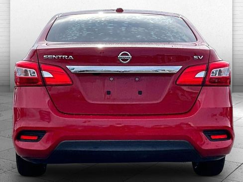 Used 2018 Nissan Sentra SV FWD image 3