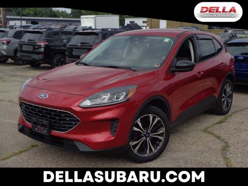 Used 2021 Ford Escape SE w/ SE Sport Appearance Package AWD/4WD image 1