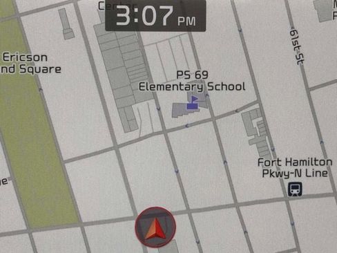 Used 2023 Kia Sorento S w/ Panoramic Sunroof Package image 32