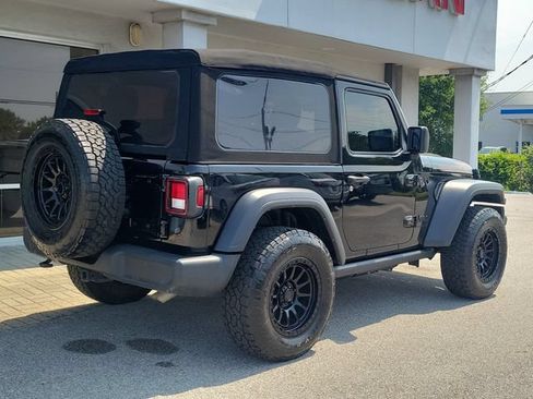 Used 2024 Jeep Wrangler Sport AWD/4WD image 6