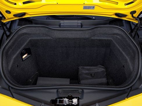 Used 2014 Lamborghini Aventador image 32