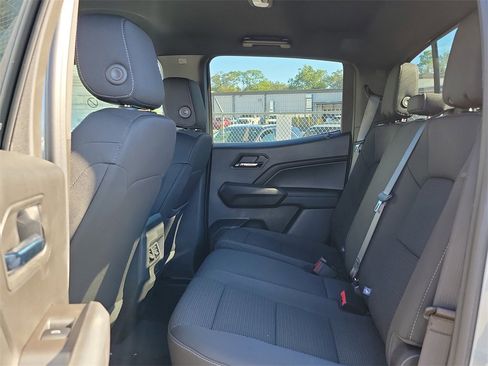 New 2025 GMC Canyon Elevation w/ Convenience Package image 9