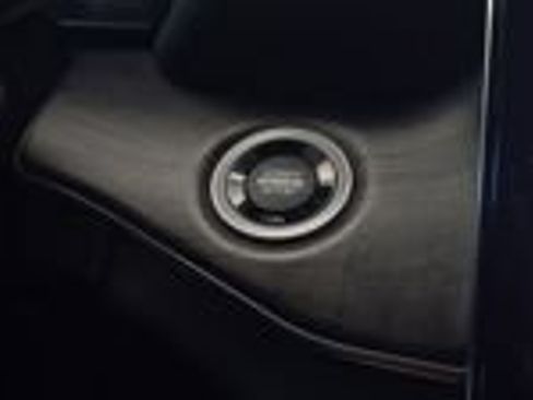 Used 2022 Jeep Grand Cherokee L Overland w/ Luxury Tech Group IV AWD/4WD image 36