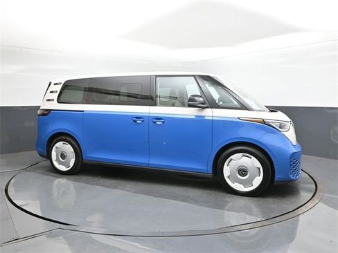 New 2025 Volkswagen ID. Buzz 1st Edition image 17