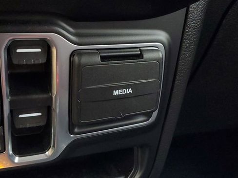 Certified 2022 Jeep Wrangler Unlimited Sport S image 29