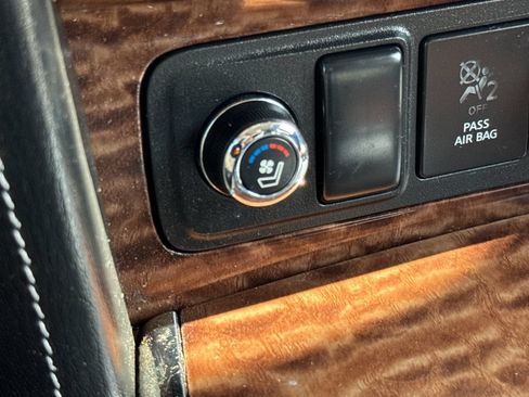 Used 2020 Nissan Armada Platinum w/ Captain's Chairs Package AWD/4WD image 28