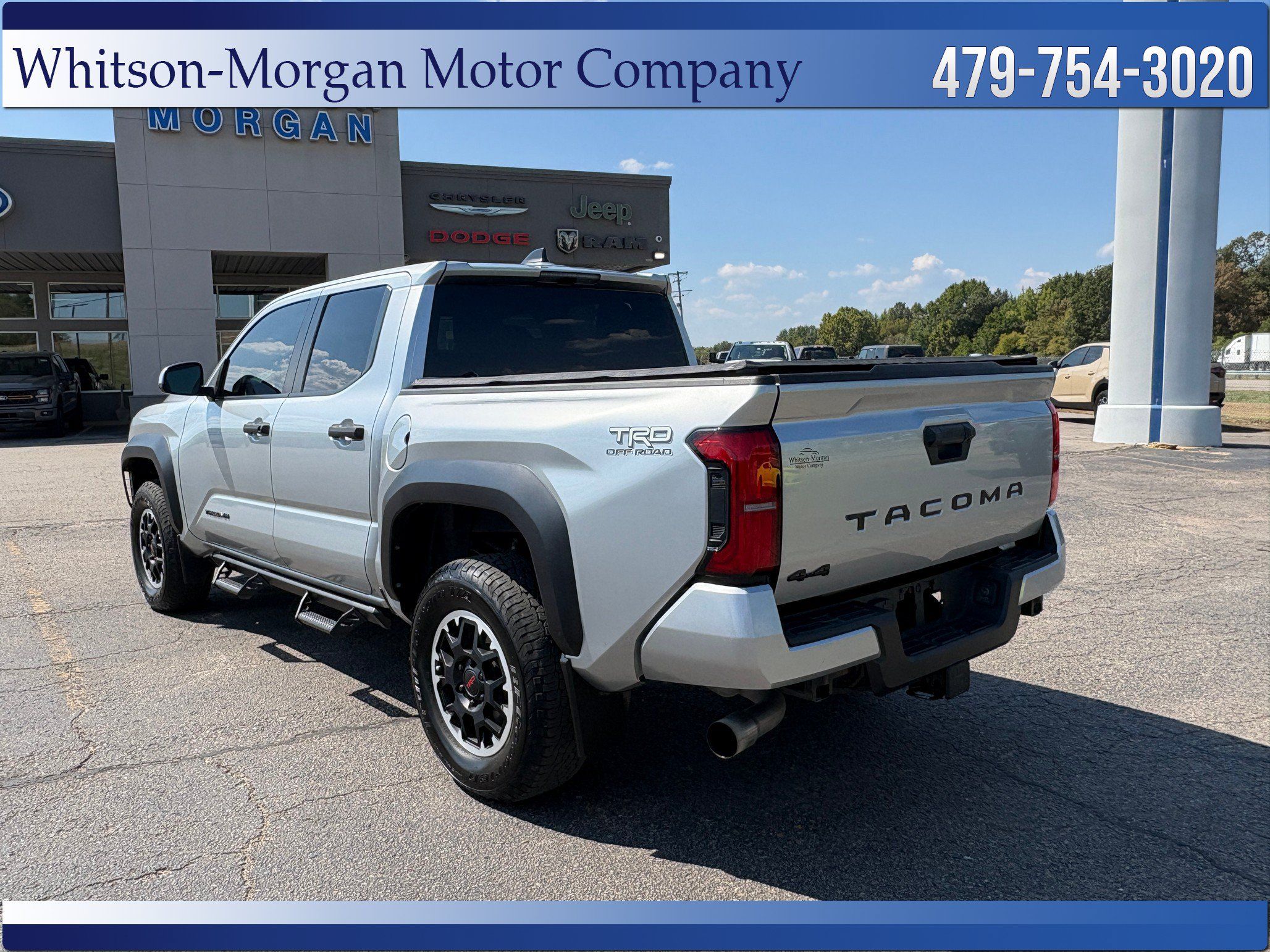 Used 2024 Toyota Tacoma TRD Off-Road AWD/4WD image 7