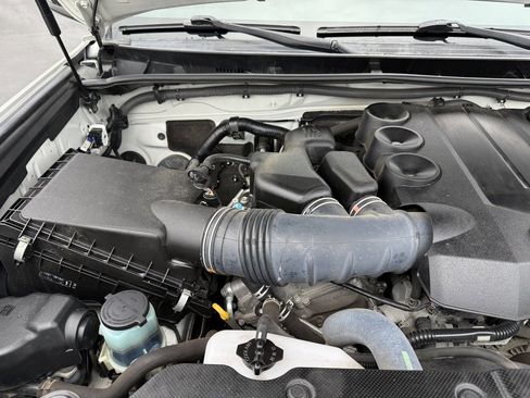 Used 2018 Toyota 4Runner Limited image 42