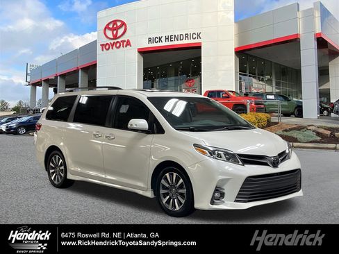 Used 2020 Toyota Sienna Limited Premium image 1
