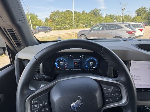 Used 2025 Ford Bronco Big Bend AWD/4WD image 13