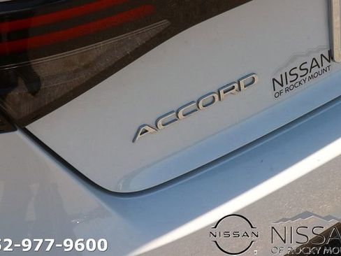 Used 2024 Honda Accord Sport image 9