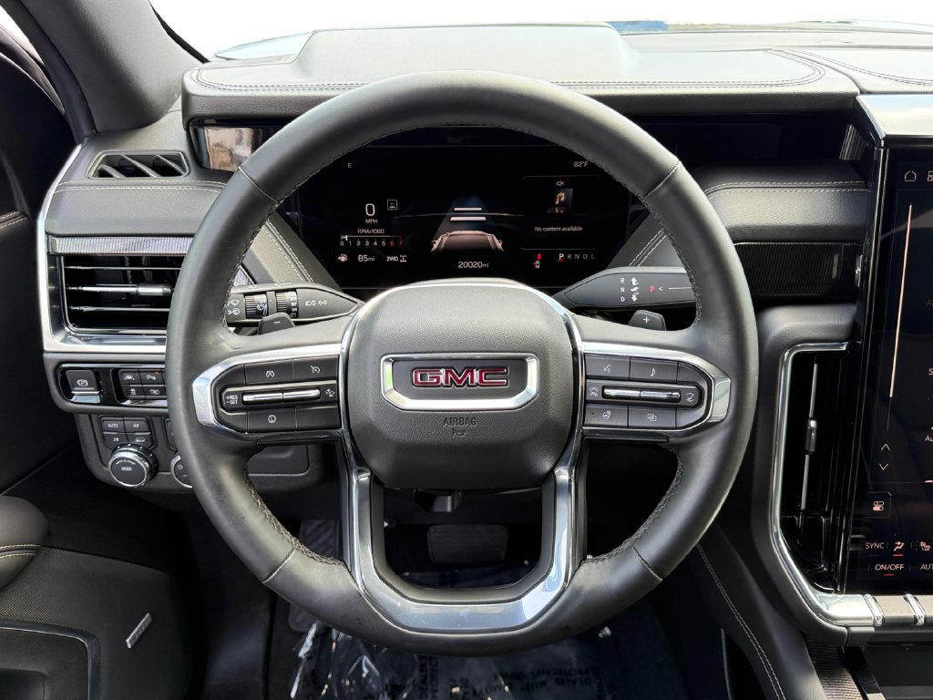 Used 2025 GMC Yukon Elevation w/ Technology Package AWD/4WD image 12