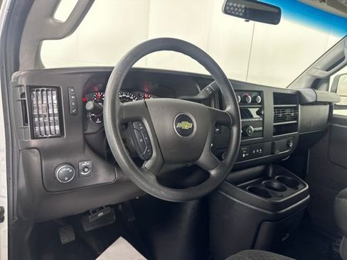 Used 2024 Chevrolet Express 2500 w/ Driver Convenience Package image 13