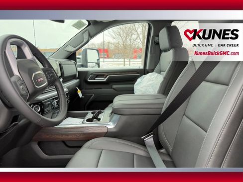 New 2026 GMC Sierra 3500 SLT w/ SLT Premium Package AWD/4WD image 11