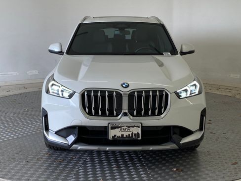Used 2025 BMW X1 xDrive28i w/ Premium Package image 5