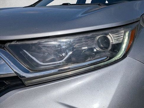 Used 2018 Honda CR-V EX image 2