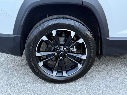 Certified 2025 Chevrolet Equinox RS w/ Safety and Technology Package FWD image 13
