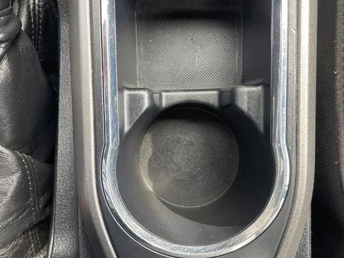 Used 2019 Toyota Tacoma TRD Sport image 28