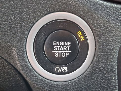 Used 2023 Dodge Charger SXT image 22