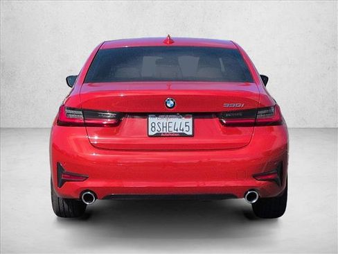 Used 2020 BMW 330i Sedan w/ Premium Package image 7