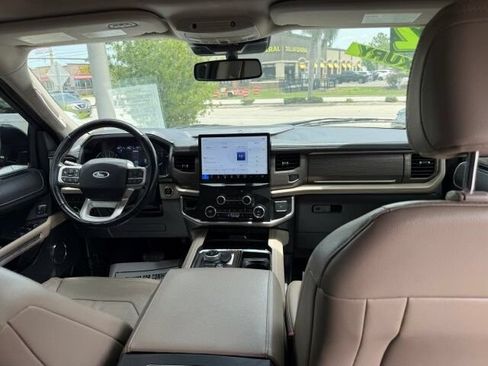 Used 2022 Ford Expedition Max Limited AWD/4WD image 14