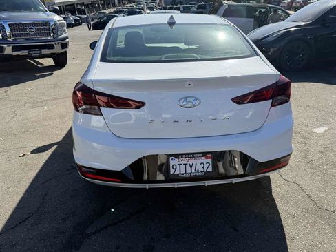 Used 2019 Hyundai Elantra Value Edition w/ Cargo Package image 5