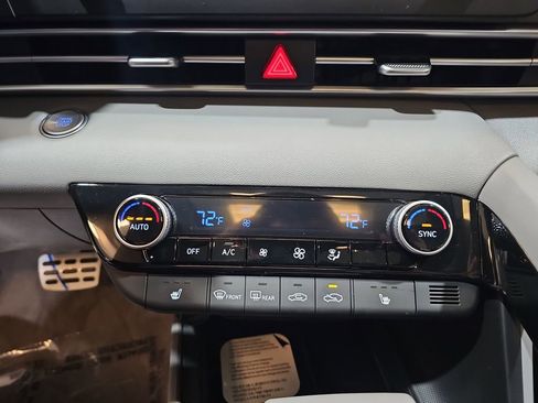 New 2026 Hyundai Elantra SEL Sport Premium FWD image 22