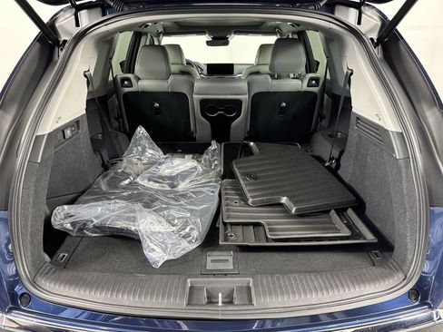 Certified 2025 Acura MDX w/ Technology Package image 36