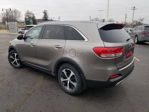 Used 2017 Kia Sorento EX w/ EX V6 Premium Package image 5