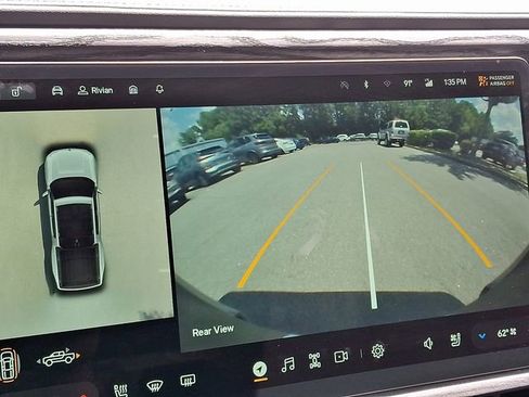 Used 2022 Rivian R1T Adventure image 21