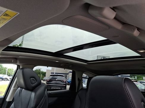 Used 2025 Acura MDX SH-AWD w/ Technology Package image 13