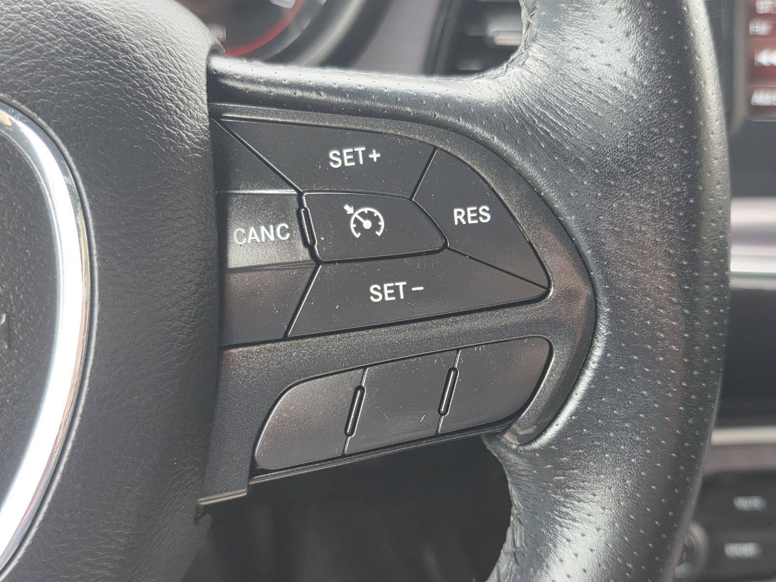 Used 2017 Dodge Challenger R/T w/ Driver Convenience Group RWD image 12