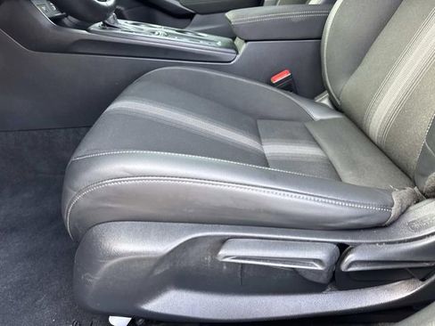 Used 2023 Honda Civic Sport image 17