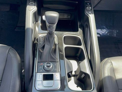 Used 2023 Kia Telluride EX AWD/4WD image 19
