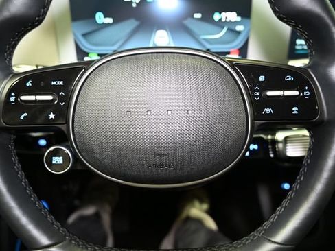 Used 2023 Hyundai Ioniq 5 SEL image 35