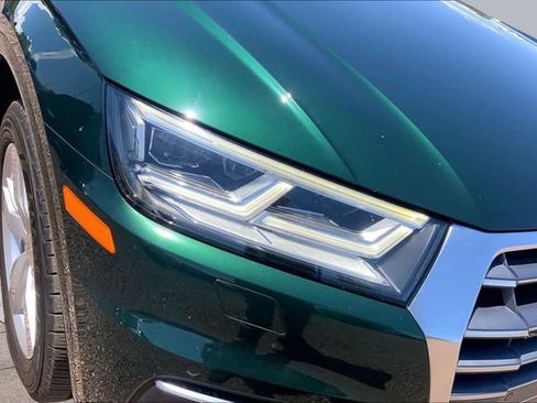 Used 2019 Audi Q5 Premium Plus w/ Premium Plus Package AWD/4WD image 28