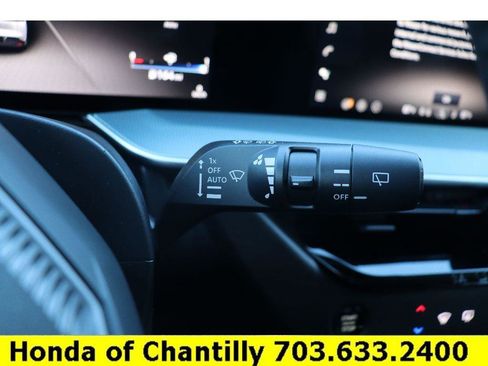 Used 2025 Nissan Murano Platinum image 8