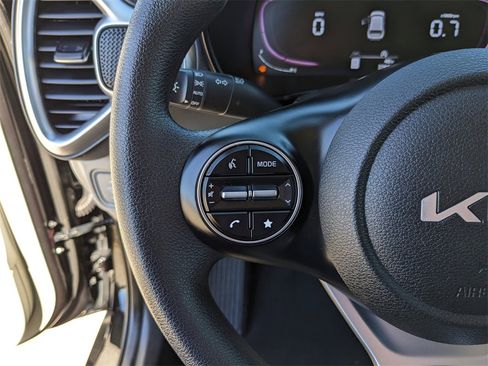 Certified 2024 Kia Soul LX w/ Option Group 015 image 30