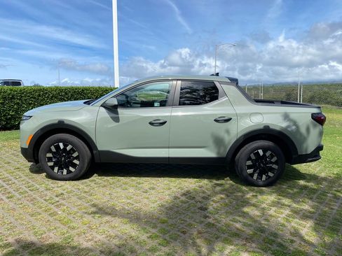 Certified 2025 Hyundai Santa Cruz SE image 4