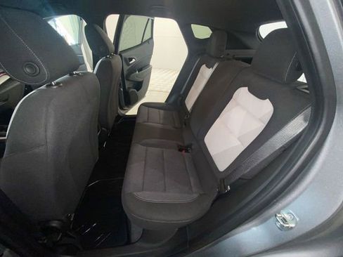 Used 2024 Chevrolet Trax RS w/ Driver Confidence Package FWD image 13
