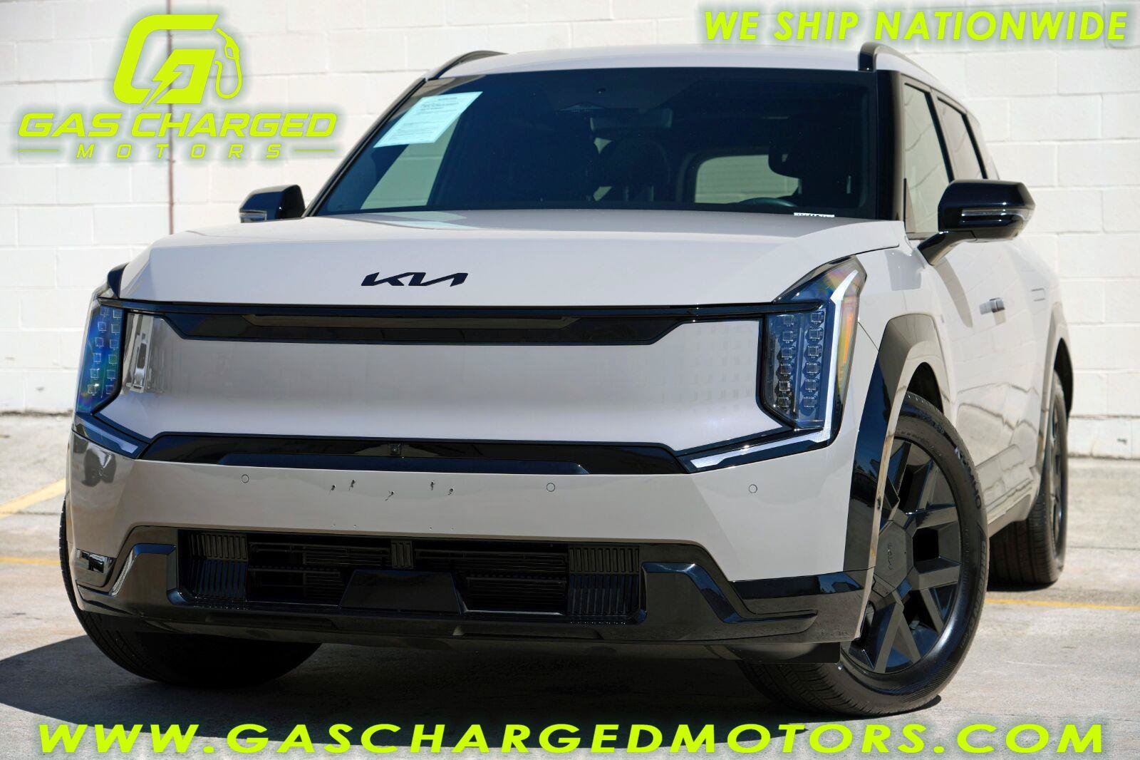 Used 2026 Kia EV9 Land w/ Nightfall Edition Package AWD/4WD image 1