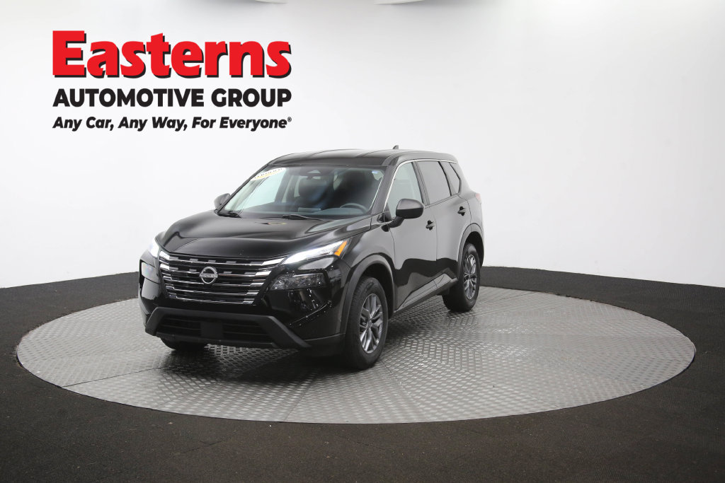 Used 2024 Nissan Rogue S AWD/4WD image 56