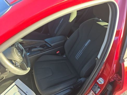 Used 2023 Hyundai Elantra SEL image 17
