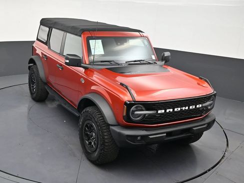 Used 2022 Ford Bronco Wildtrak AWD/4WD image 19