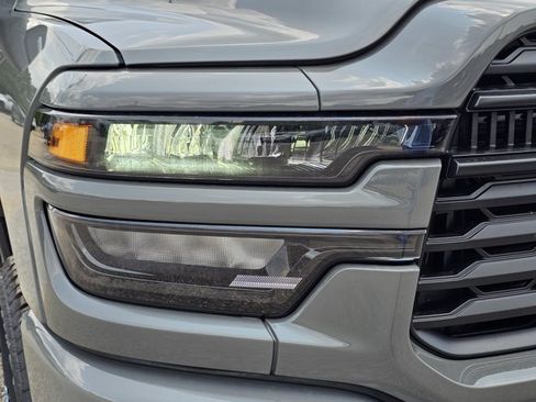 New 2026 RAM 2500 Tradesman AWD/4WD image 9