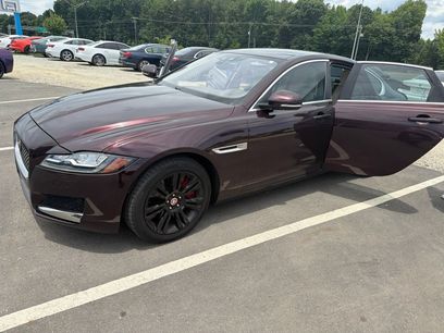Used 2016 Jaguar XF Premium