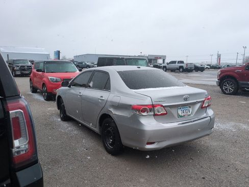 Used 2011 Toyota Corolla LE image 8
